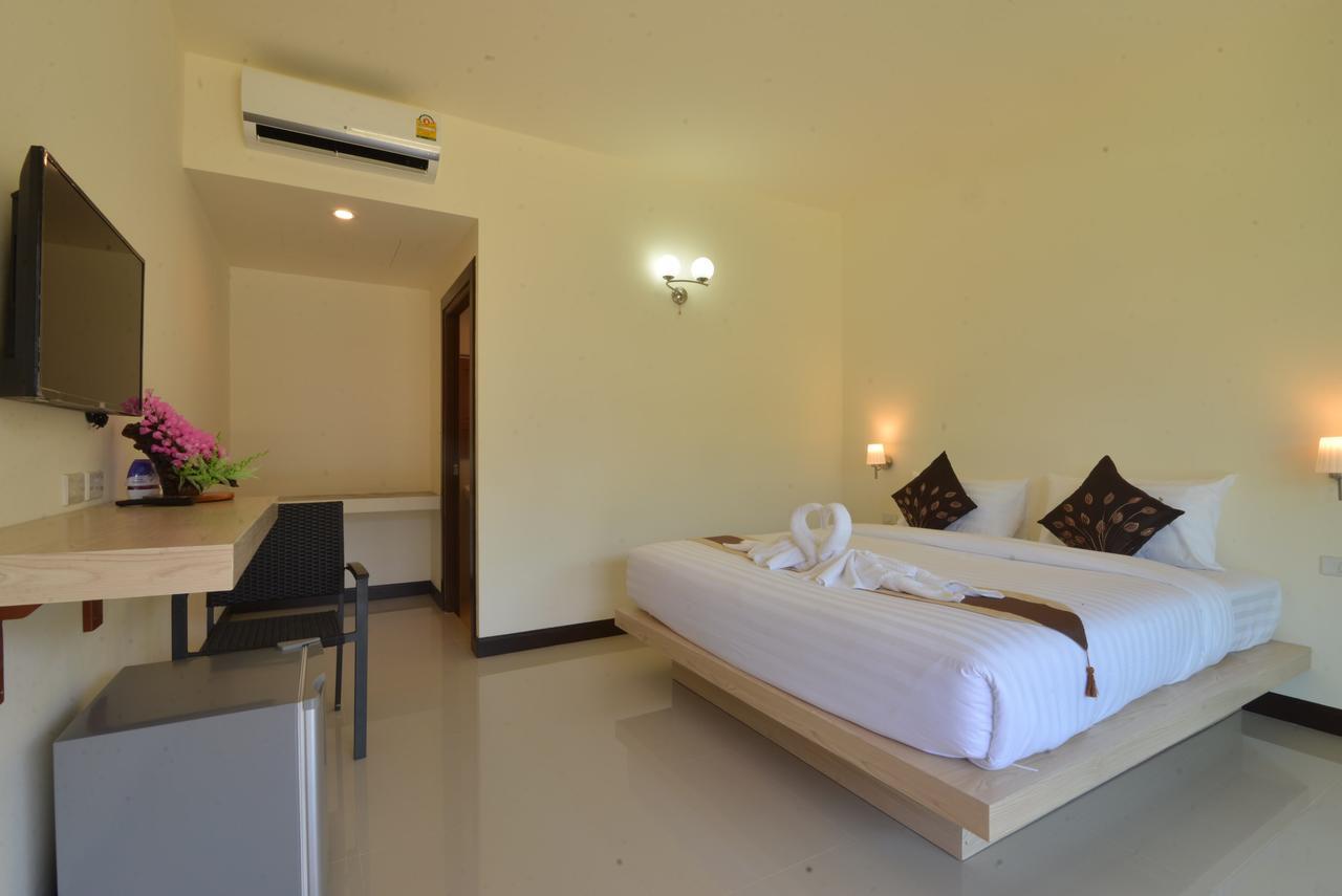 Hotel Malee Sirin Old Town Ko Lanta Exterior foto